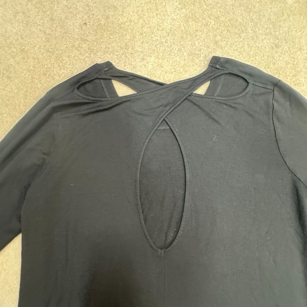 Athleta XL Black Open Back Long Sleeve Top – Modal Blend – FA17 – EUC - Picture 4 of 7